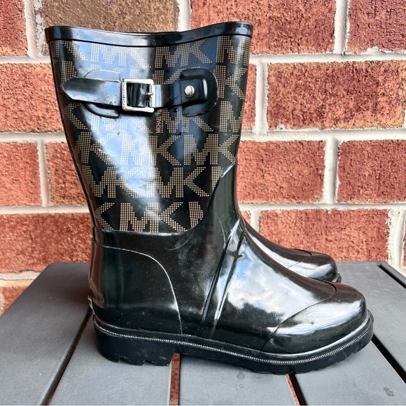 Michael Kors Monogram Rain Boots | Black & Brown | Size 7 - Picture 1 of 5